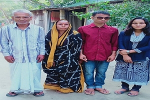 স্বপ্নপূরণের পথে এগিয়ে যাচ্ছেন দৃষ্টিপ্রতিবন্ধী চয়ন