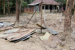 গোয়াইনঘাটে রাতে কৃষকের নির্মাণাধীন ঘর ভা*ঙচুরের অভি*যোগ