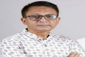 বাবার আসন পুনরুদ্ধার করে মন্ত্রী খন্দকার মুক্তাদির