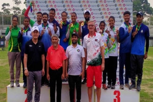 স্বাধীনতা দিবসে ব্যর্থ রোমান, সফল দিয়া