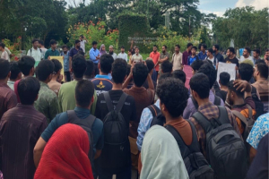 প্রকৌশল শিক্ষার্থীদের উপর হা ম লা র প্রতিবাদে শাবিপ্রবিতে বি ক্ষো ভ