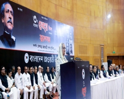 যে হাতে আগুন দেবে ওই হাতই পোড়াতে হবে : প্রধানমন্ত্রী
