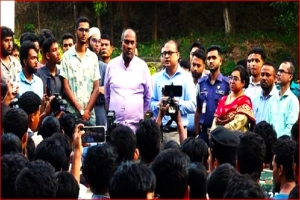 আশ্বাসেও কাটেনি অ/চলাবস্থা, অনড় সিলেট ইঞ্জিনিয়ারিং কলেজের শিক্ষার্থীরা