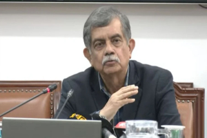 আন্দোলনরত শিক্ষকদের ক্লাসে ফেরার আহ্বান উপদেষ্টার