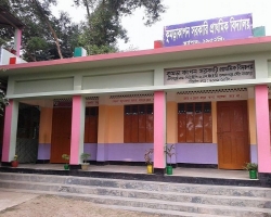 কমলগঞ্জে ৫২ প্রাথমিক বিদ্যালয়ে নেই প্রধান শিক্ষক