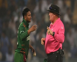 সাকিবকে পাথর মারার হুমকি দিলেন ম্যাথুসের ভাই