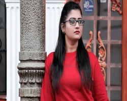 ফ্ল্যাট থেকে অভিনেত্রীর ঝুলন্ত মরদেহ উদ্ধার
