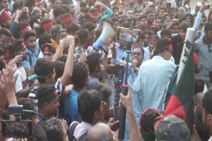 বৃহস্পতিবারের মধ্যে ছাত্রলীগকে নি ষি দ্ধে র আল্টিমেটাম