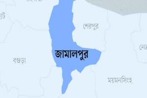 সড়কের পাশে দাঁড়ানো রডবোঝাই ট্রা*কে প্রাইভেটকারের ধা*ক্কা, বিচারক নি হ ত সড়কের পাশে দাঁড়ানো রডবোঝাই ট্রা*কে প্রাইভেটকারের ধা*ক্কা, বিচারক নি হ ত