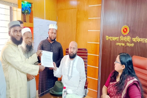 সংসদ সদস্য আব্দুল মালিককে মউশিক শিক্ষক কল্যাণ পরিষদের স্মারকলিপি সংসদ সদস্য আব্দুল মালিককে মউশিক শিক্ষক কল্যাণ পরিষদের স্মারকলিপি