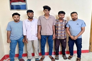 গোলাপগঞ্জে ঝ/টিকা মি/ছিলের প্রস্তুতির অ/ভিযোগে ৫ জন গ্রে/প্তার গোলাপগঞ্জে ঝ/টিকা মি/ছিলের প্রস্তুতির অ/ভিযোগে ৫ জন গ্রে/প্তার