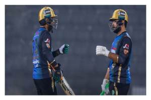 কাইল মায়ার্সের তাণ্ডবে ১৬৯ রান তাড়া করে রংপুরের দাপুটে জয়