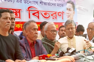 সরকারের সমালোচনা করছি, প ত ন দাবি করছি না : রিজভী