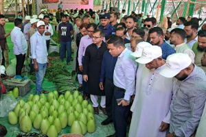 দেশে সিন্ডিকেটের মাধ্যমে আর বাজার নিয়ন্ত্রিত হবে না: বাণিজ্যমন্ত্রী
