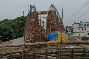 জগন্নাথপুরে আর্চ সেতুর কাজে ধীরগতি, ক্ষো*ভ