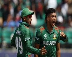 তামিম-লিটনকে হারিয়ে বাংলাদেশ বিপদে 