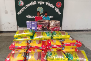 জৈন্তাপুরে ভা*রতীয় পণ্য পা*চারকালে আ*টক ২