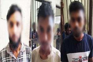 সিলেটের নাইওরপুল থেকে গ্রে প্তা র ৩ ছিনতাইকারী সিলেটের নাইওরপুল থেকে গ্রে প্তা র ৩ ছিনতাইকারী