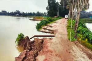 কুশিয়ারার পেটে ১৭ গ্রামবাসীর সড়ক