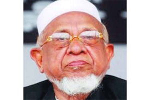 জাতীয় নেতা আবদুস সামাদ আজাদের জন্মবার্ষিকী আজ