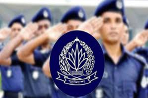 লটারির মাধ্যমে ৬৪ জেলার এস পি রদবদল
