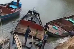 যাদুকাটা নদীতে  অবৈ*ধভাবে বালু উত্ত*লন করায় ২৮ দিনে ২ লক্ষ টাকা জরি*মানা, ২৩ জনকে দ*ণ্ড