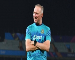 নতুন কর্মক্ষেত্রে থিতু হলেন ডোনাল্ড