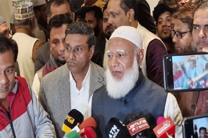 সংখ্যাগরিষ্ঠ-সংখ্যালঘুষ্ঠ মানি না, আমরা সবাই দেশের নাগরিক: জামায়াত আমির