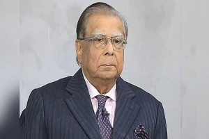 ইনাম আহমেদ চৌধুরী মা রা গেছেন