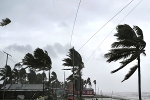 দুপুরের মধ্যে সিলেটসহ ৩ অঞ্চলে ঝড়ের পূর্বাভাস