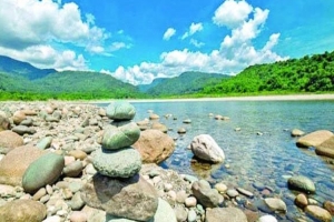 খুলে দেয়া হলো সিলেটের সাদা পাথর পর্যটনকেন্দ্র