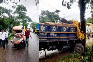 জৈন্তাপুরে ট্রাক-লেগুনার মু*খোমুখি সংঘ*র্ষ, আহ*ত ২ জৈন্তাপুরে ট্রাক-লেগুনার মু*খোমুখি সংঘ*র্ষ, আহ*ত ২