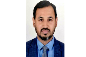 আ ন্দো লনে র মুখে বিশ্বনাথের ভারপ্রাপ্ত স্বাস্থ্য কর্মকর্তা ডা. দেলোয়ার বদলি