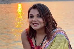 বিজয়ের মাসে শাওনের ব্য তি ক্র মী উদ্যোগ