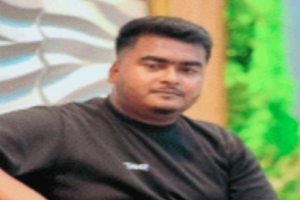মায়ের ওষুধ আনতে বেরিয়ে আর ফিরলেন না রাসেল