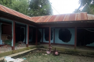 জগন্নাথপুরে হত্যা মা/মলার জেরে ৫ বাড়িতে হা/মলা-লু/টপাটের অ/ভিযোগ জগন্নাথপুরে হত্যা মা/মলার জেরে ৫ বাড়িতে হা/মলা-লু/টপাটের অ/ভিযোগ