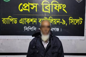 সুনামগঞ্জে বিদেশি ম*দসহ গ্রে*প্তার ১