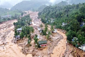 ভারতের কেরালায় ভূমিধসে নি হ ত শতাধিক