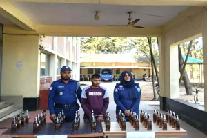 কোম্পানীগঞ্জে ৪৩ বোতল ভা র তী য় ম*দসহ আ ট ক ১