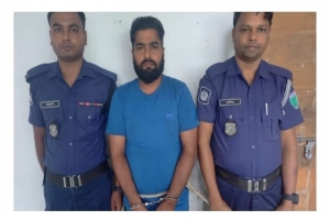 প্রেমের সম্পর্ক নিয়ে ক্ষো*ভ, মেয়েকে হ*ত্যার দা*য় স্বীকার করলেন বাবা প্রেমের সম্পর্ক নিয়ে ক্ষো*ভ, মেয়েকে হ*ত্যার দা*য় স্বীকার করলেন বাবা