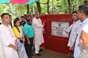 যোগাযোগ ব্যবস্থাকে সর্বোচ্চ গুরুত্ব দেওয়া হচ্ছে: সিসিক প্রশাসক যোগাযোগ ব্যবস্থাকে সর্বোচ্চ গুরুত্ব দেওয়া হচ্ছে: সিসিক প্রশাসক