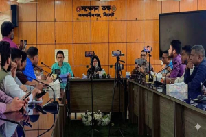 আপা বলায় জরিমানা’ প্রচারণা ভিত্তিহীন, আইনানুগভাবে অভিযান পরিচালিত হয়েছে