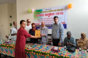ওসমানীনগরে স্কুল প্রতিষ্ঠাতা যুক্তরাজ্য প্রবাসীকে সংবর্ধনা
