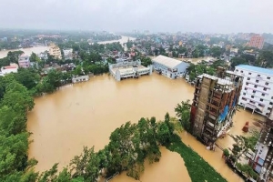 বন্যার ঝুঁ'কিতে সিলেট বিভাগ বন্যার ঝুঁ'কিতে সিলেট বিভাগ