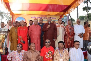 প্রতিমা বিসর্জনে দুর্গাপূজার আনুষ্ঠানিক সমাপ্তি প্রতিমা বিসর্জনে দুর্গাপূজার আনুষ্ঠানিক সমাপ্তি