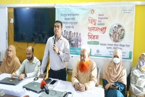 বড়লেখায় বিশ্ব জনসংখ্যা দিবস উপলক্ষে  কিশোরীদের স্বাস্থ্য সুরক্ষা সচেতনতা মূলক সভা
