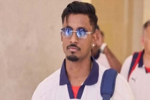 বিয়ের প্রতিশ্রুতিতে ধর্ষণের অভিযোগে ক্রিকেটার গ্রেপ্তার বিয়ের প্রতিশ্রুতিতে ধর্ষণের অভিযোগে ক্রিকেটার গ্রেপ্তার