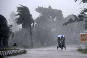 সিলেটে ৬০ কিলোমিটার বেগে ঝ'ড়ের শ'ঙ্কা সিলেটে ৬০ কিলোমিটার বেগে ঝ'ড়ের শ'ঙ্কা