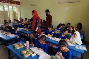 কুলাউড়ায় ফের স্কুল ফিডিং কার্যক্রম শুরু, খুশি শিক্ষার্থীরা কুলাউড়ায় ফের স্কুল ফিডিং কার্যক্রম শুরু, খুশি শিক্ষার্থীরা