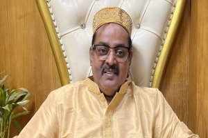 সিনেমার দৃশ্য নয়, বাস্তবে নায়ক ডিপজলের বি রু দ্ধে এ সি ড হা ম লা র মা ম লা